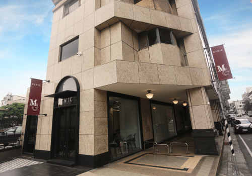 01-5 - GENIC SALON