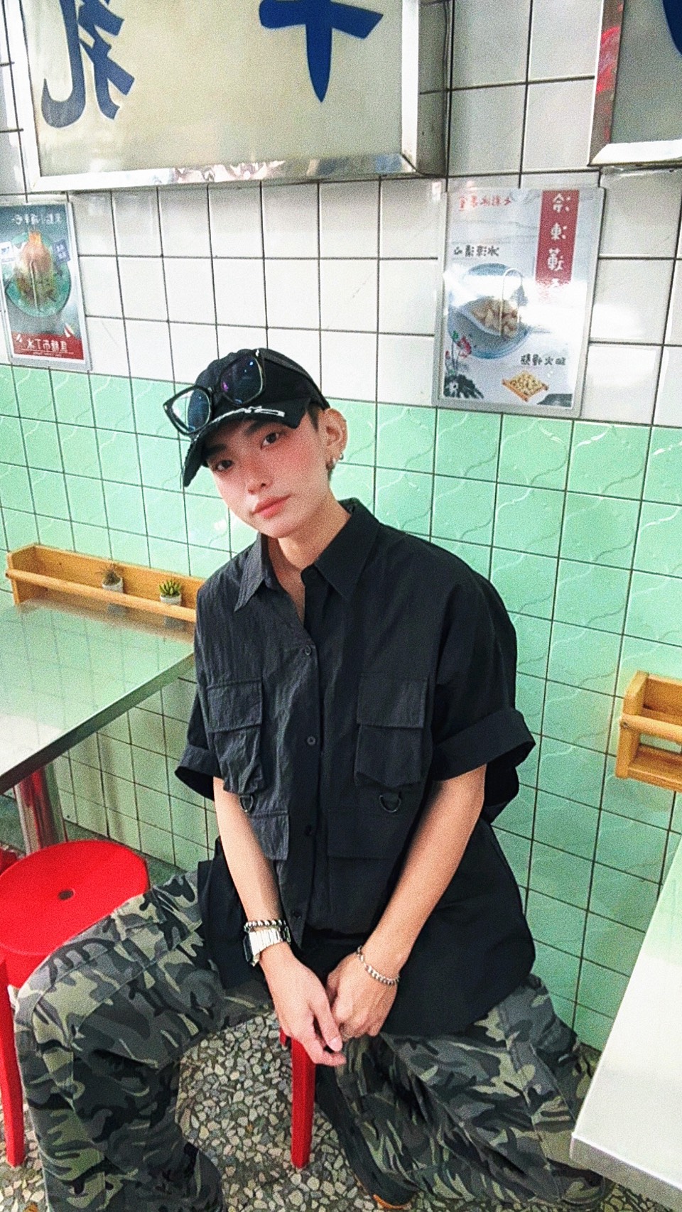 S__6021135 - GENIC SALON